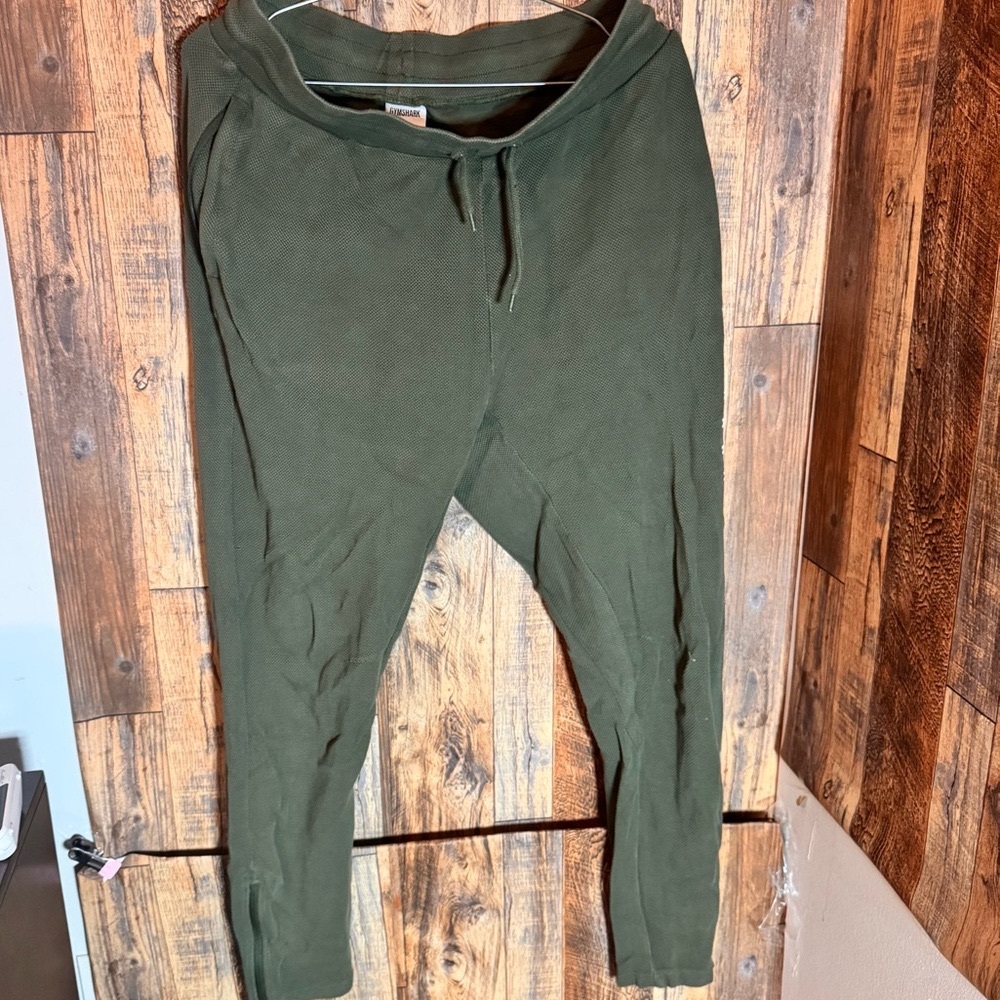 Gymshark Green‎ Joggers-L